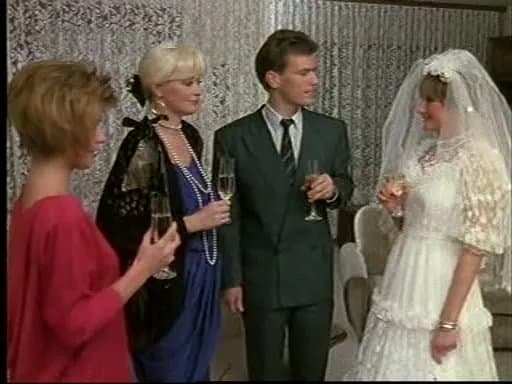 Eine Verdammt Heisse Braut